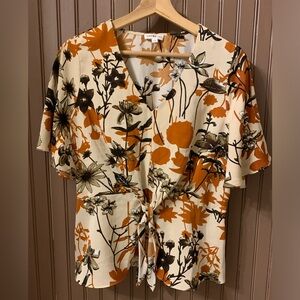 Chic Floral Blouse with Tie-Front - Orange and Cream